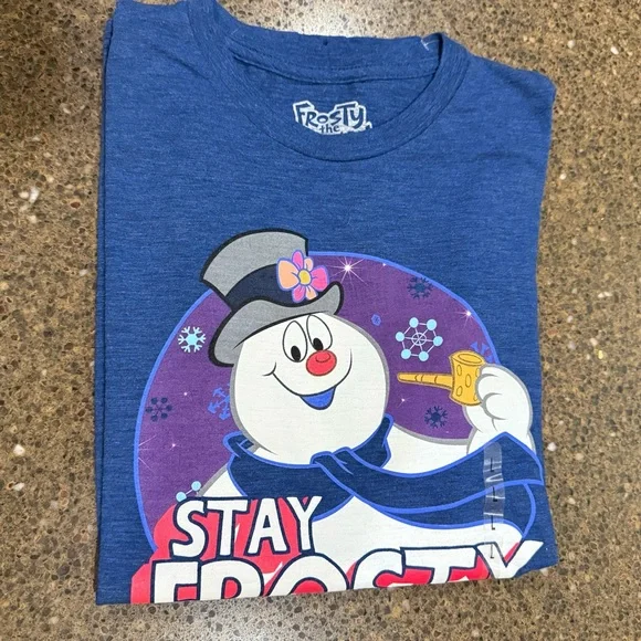 NEW “STAY FROSTY” snowman short sleeve T shirt- Size Large - Picture 1 of 2